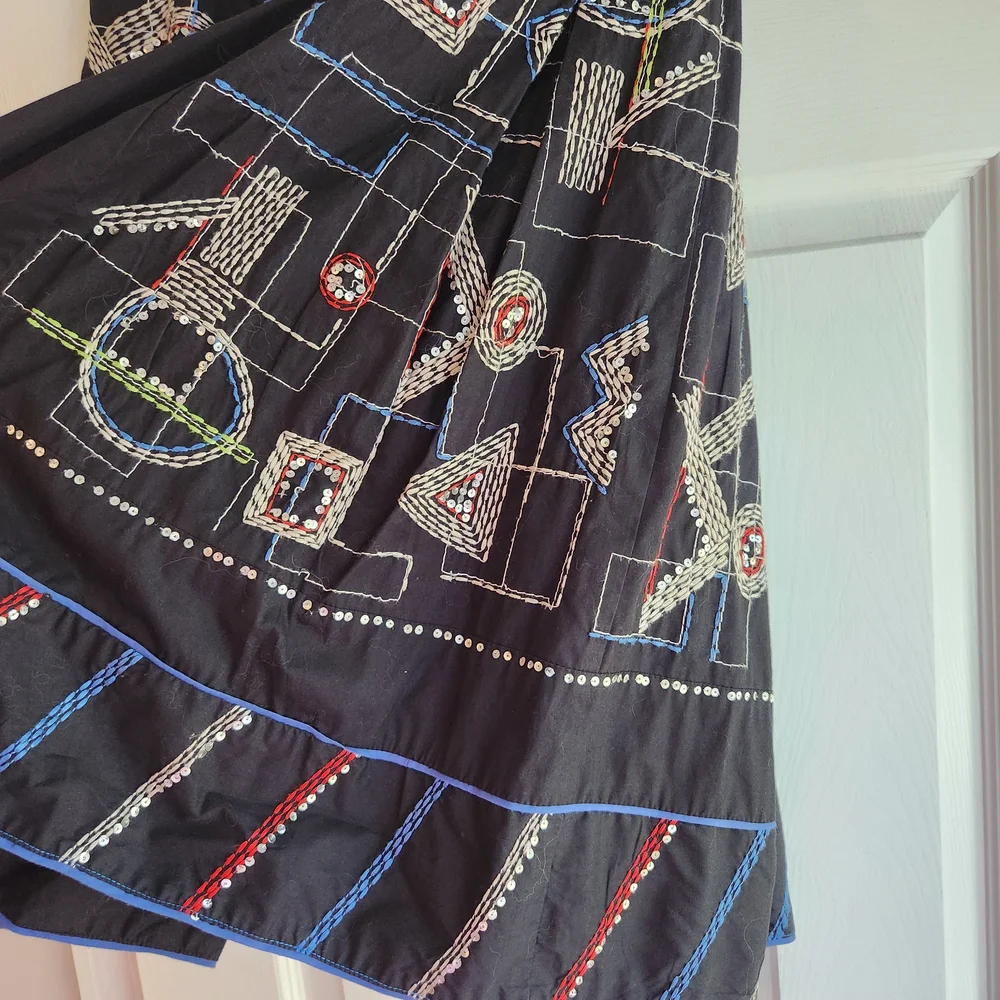 Reiss Black A-Line Embroidered Skirt  Womens 8